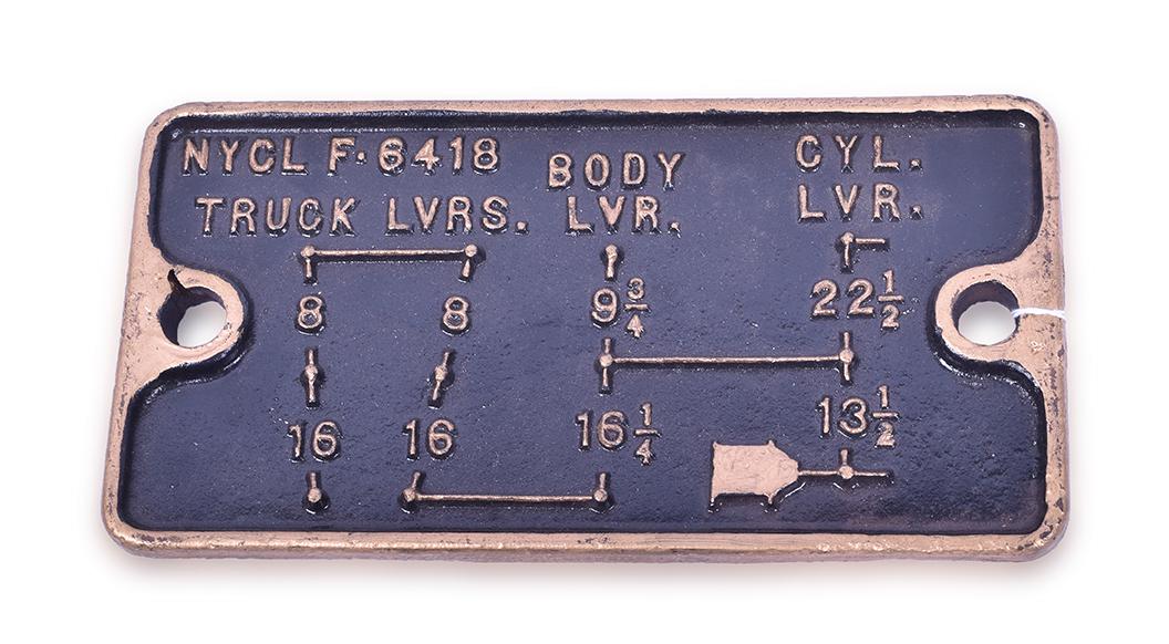New York Central Railroad Cast Iron Body Lever Plate: New York Central Railroad Cast Iron Body Lever Plate Plate measures 9 1/4" x 4 3/4 " and has been restored. Plate has NYCL F. 6418 Truck Lvrs. Body Lvr. Cast into the edge of the plate.