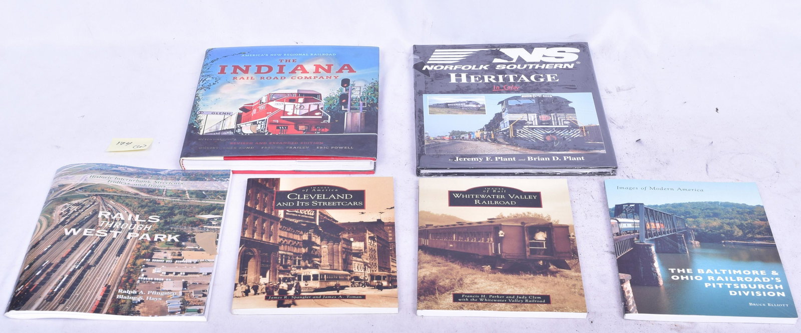 Six States of Railroad Books - Elliott, Parker/Clem, Spangler/Toman, Pfingsten/Hays, Plant,: Six States of Railroad Books - Elliott, Parker/Clem, Spangler/Toman, Pfingsten/Hays, Plant, Rund/Frailey/Powell A Nice Set of Railroad Books Across the US. Images of Modern America the Baltimore & Ohi