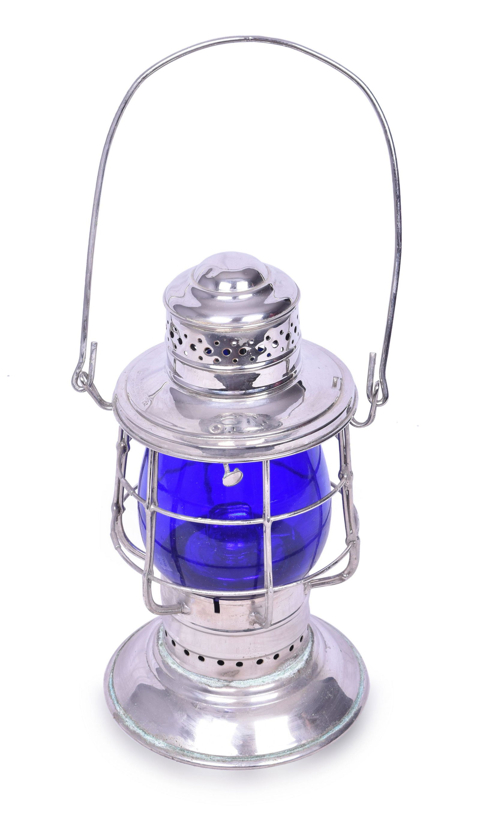 Universal Metal Spinning and Stamping Co. Lantern (1 of 5)