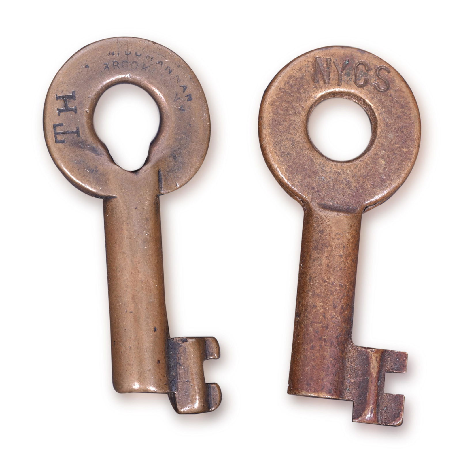 Pair of New York Central Railroad Tool House Brass Keys (1 of 2)