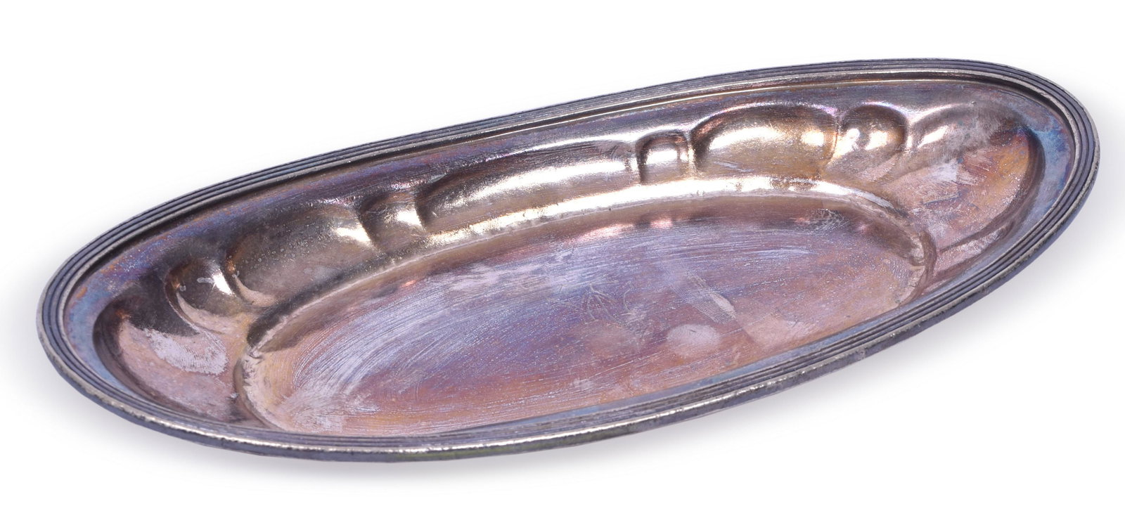 Reed & Barton Washington Terminal Railroad Bread Basket: Reed & Barton Washington Terminal Railroad Bread Basket Washington Terminal Reed & Barton Bread Basket measuring 11" x 5 1/2. Stamped Reed & Barton Silver Soldered 074-HA has standard utensil wear.