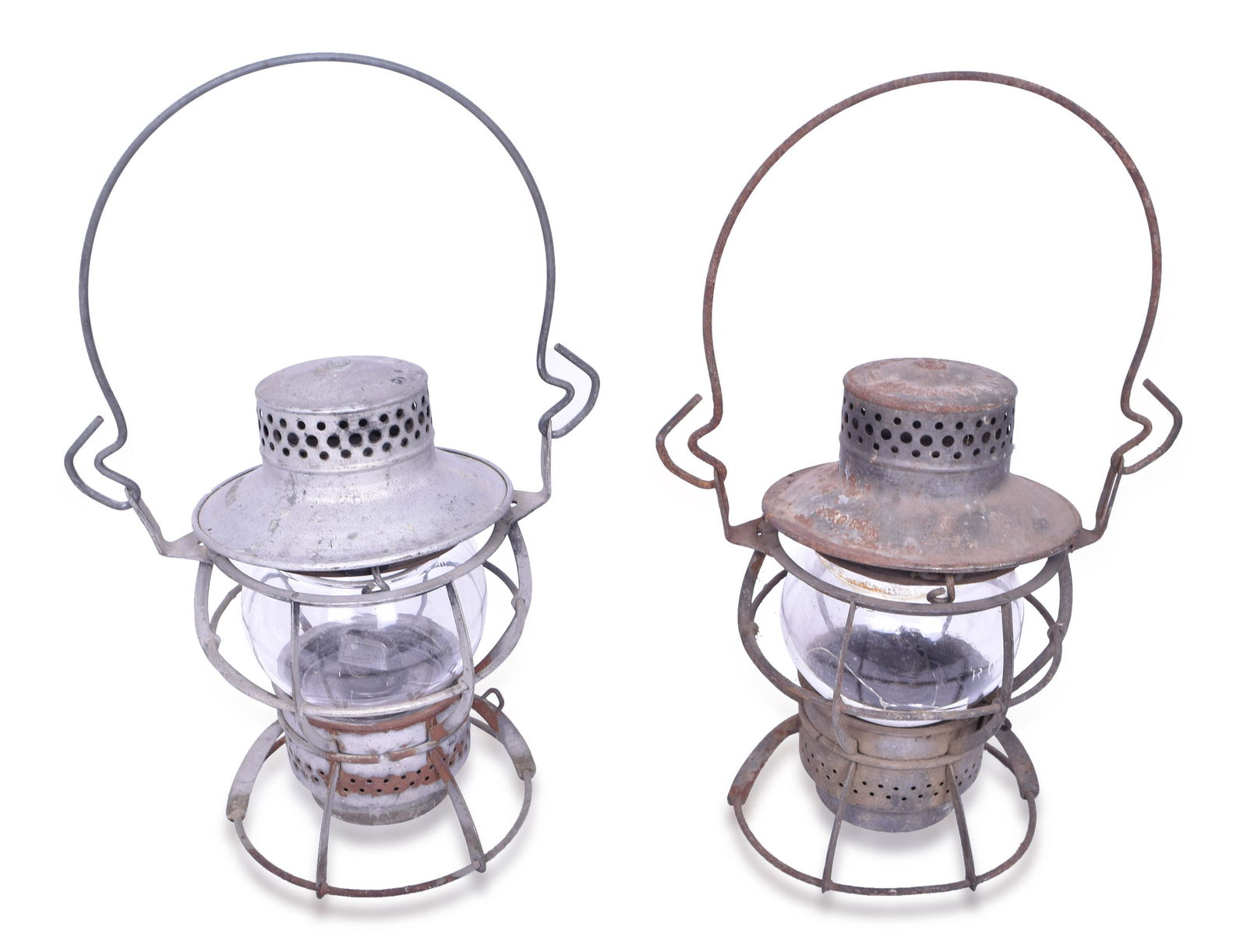 Pair of Dressel Gulf Mobile and Ohio Railroad Lanterns (1 of 7)