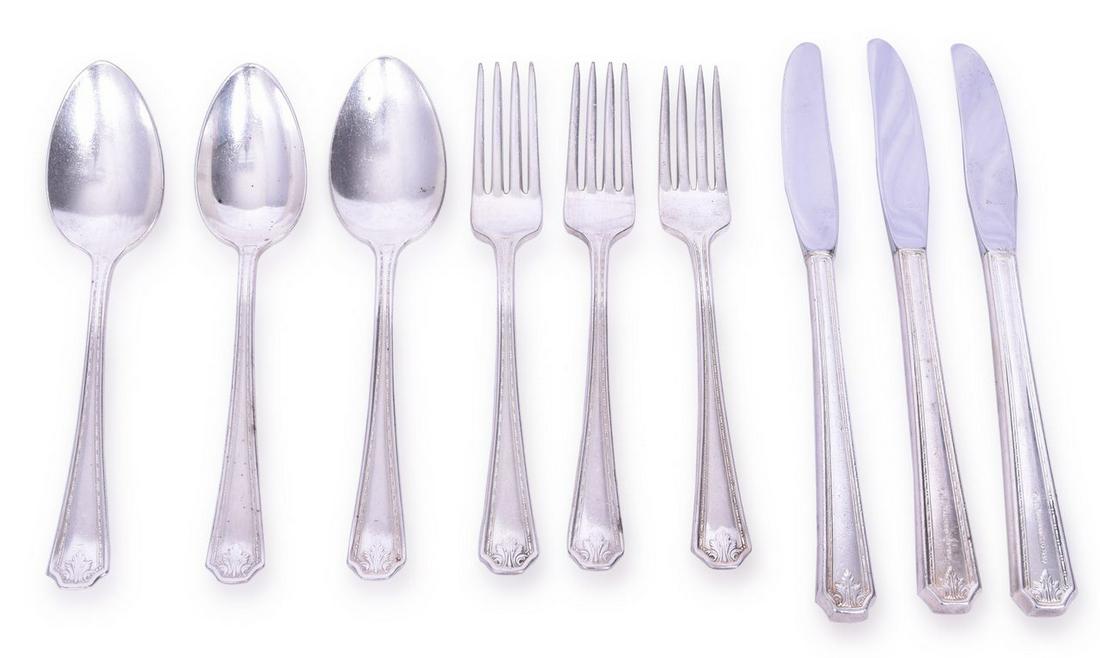 9 Pieces of Pullman Company / International Silver Co. Railroad Silverware Roosevelt Pattern (1 of 3)