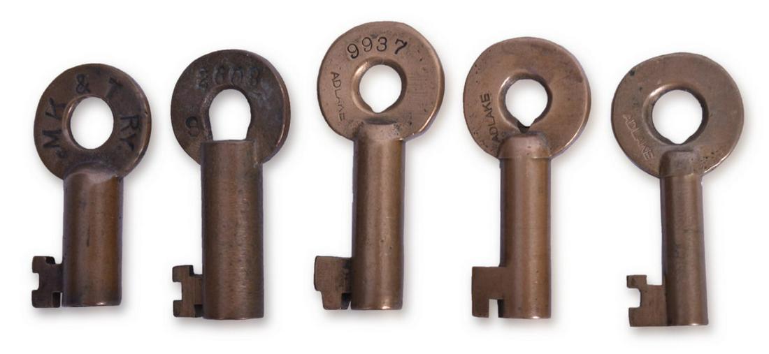 Five Brass Railroad Keys - Union Pacific Adlake and Missouri Kansas & Texas Fraim (1 of 3)