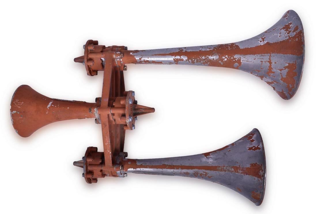 Leslie Supertyfon RS3L Diesel Locomotive Horn (1 of 5)