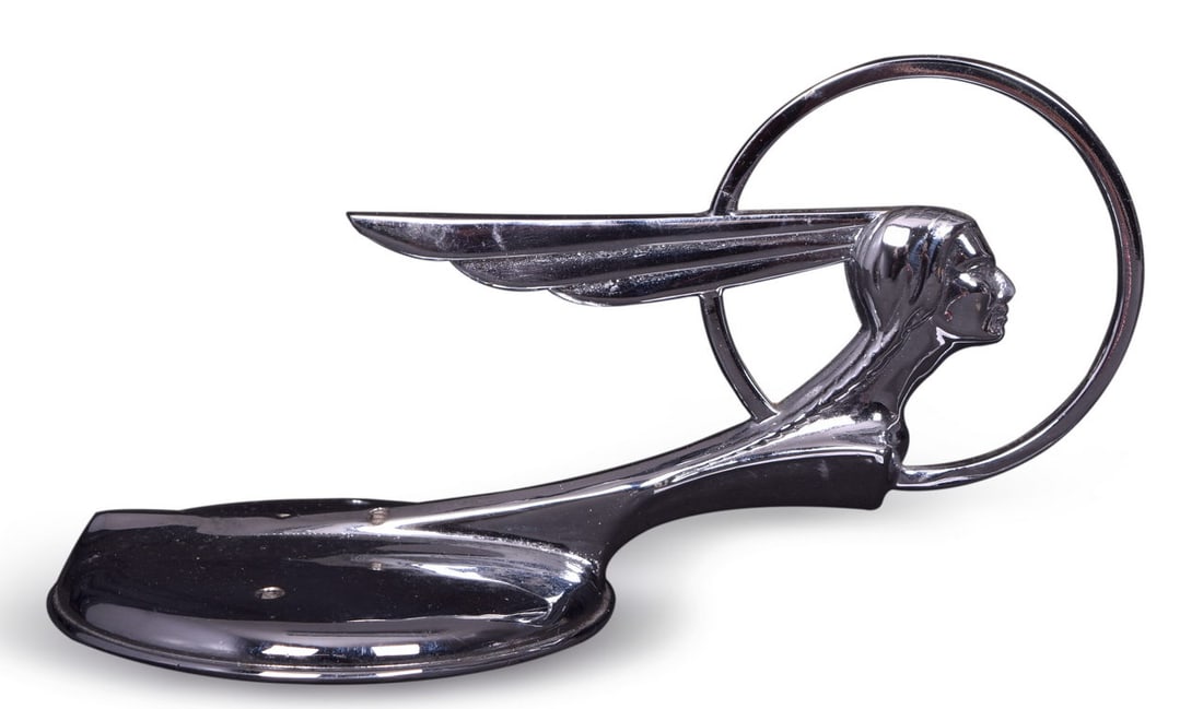 1933 Pontiac Indian Head Round Cap Hood Ornament (1 of 5)