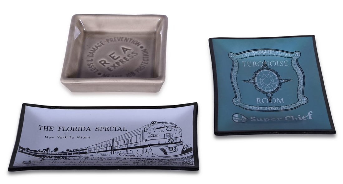 Three Glass and Ceramic Railroad Ash Trays - Santa Fe Super Chief, Atlantic Coast Line Florida (1 of 3)