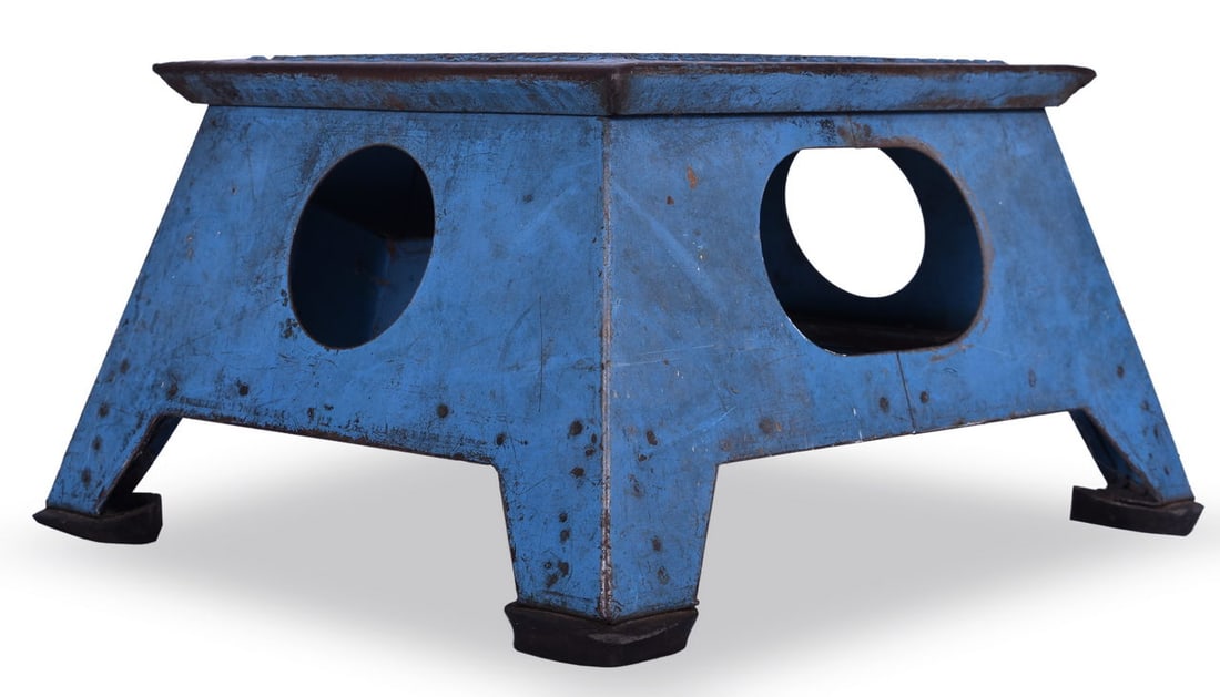 Unmarked Railroad Passenger Car Step Box (1 of 3)