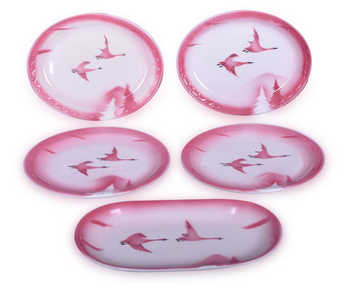 Chicago, Milwaukee, St. Paul & Pacific Railroad China Traveler Oval Celery Dish and Four Oval Plates (1 of 7)