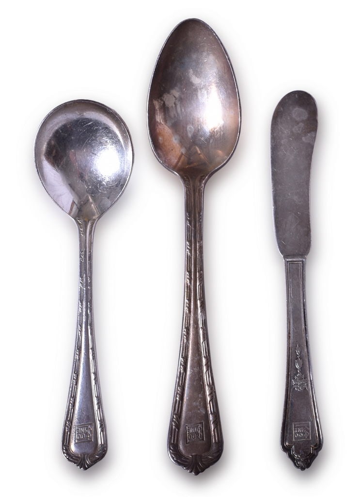 Three Pieces of Soo Line Silver Flatware - Sussex Spoons and Shelburne Butter Knife (1 of 4)