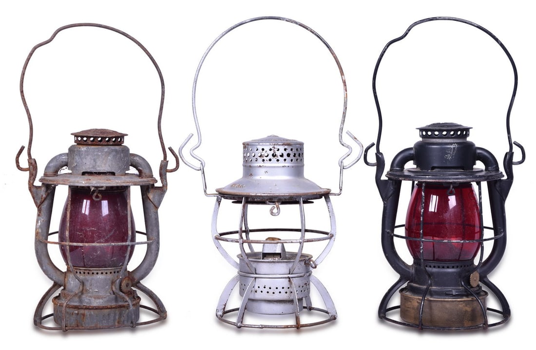 Dietz NYCS Red Globe Railroad Lantern, NYCS Dressel Lantern Body, And Unmarked Dietz Vesta CNX Red (1 of 5)