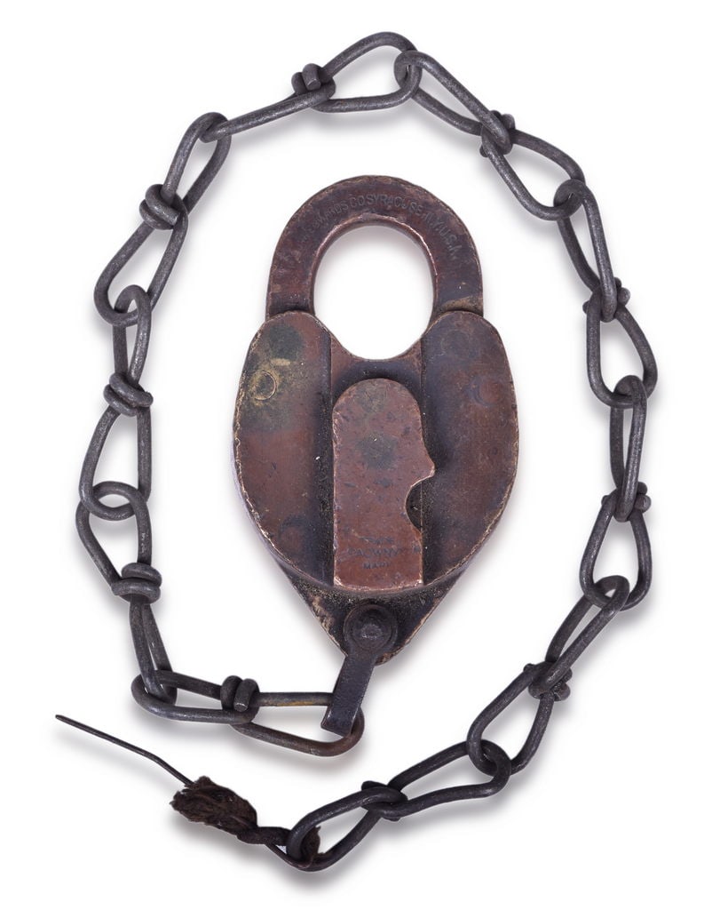 Dayton Union Railway - J.M. Edwards Brass Heart Shaped Lock (1 of 3)