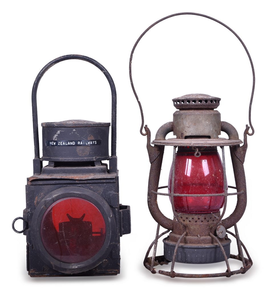 New Zealand Railways Lantern and Unmarked Dietz Vesta Lantern w/ Kopp Red Globe (1 of 4)