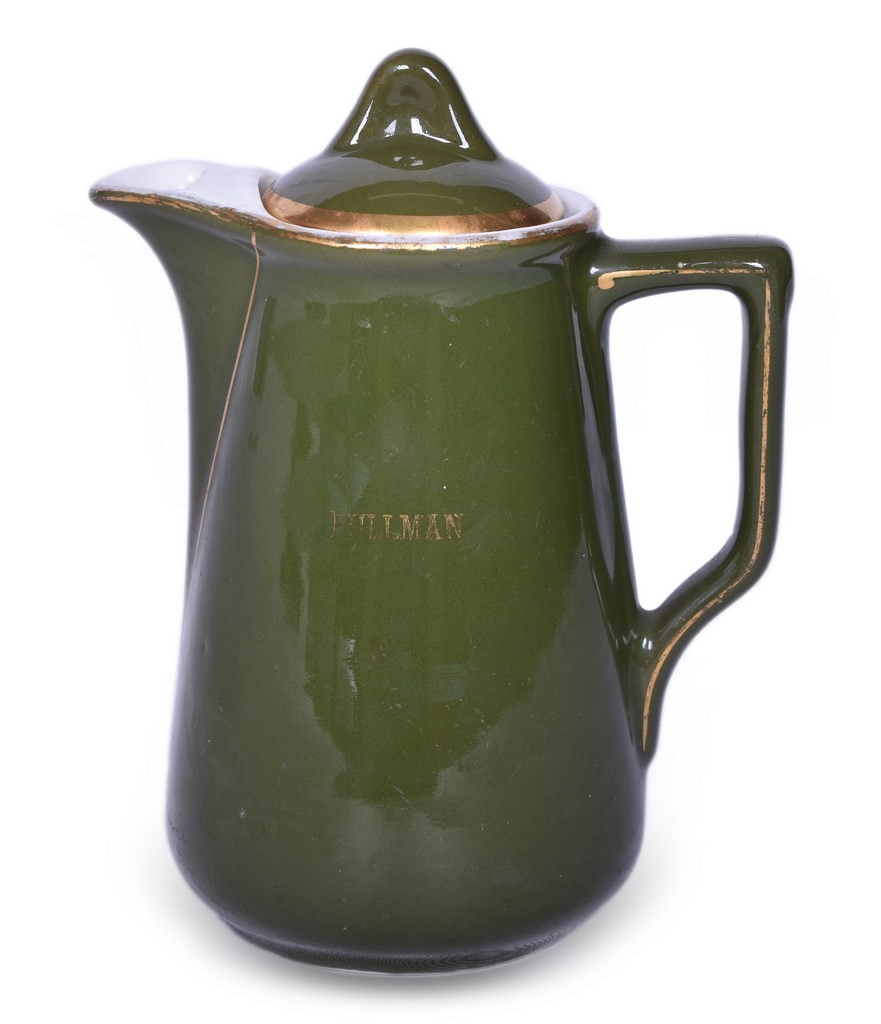 Hall & Pullman Railroad China Verde Green Teapot: Hall & Pullman Railroad China Verde Green Teapot A 5 3/4" verde green teapot for the Pullman Railroad by Hall. The teapot is side marked on one side Pullman in gold with golden edge decorations and bo