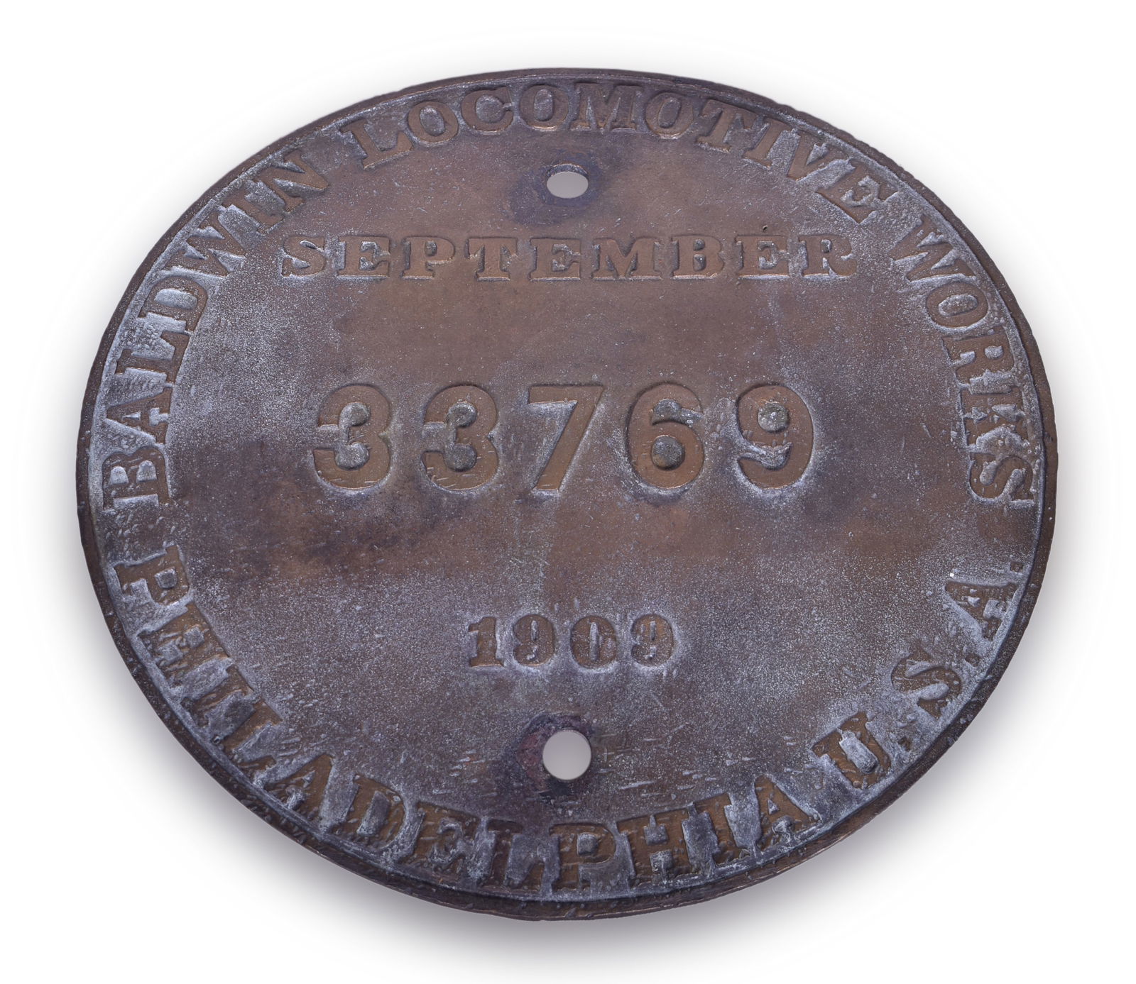 Baldwin Locomotive Works Illinois Central 2-8-0 #944 Locomotive Builders Plate: Baldwin Locomotive Works Illinois Central 2-8-0 #944 Locomotive Builders Plate Plate measures 12 1/4" in diameter and reads, " Baldwin Locomotive Works September 33769 1909 Philadelphia USA" According