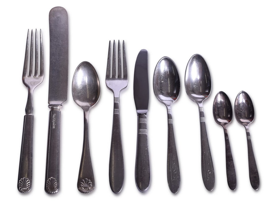 Nine Pieces of Union Pacific Railroad Flatware - Zephyr and Shell Spoons, Forks, and Knives (1 of 4)