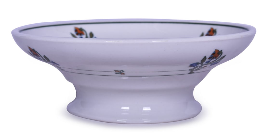 Delaware, Lackawanna & Western Railroad China St. Albans Pedestal Compote Bowl: Delaware, Lackawanna & Western Railroad China St. Albans Pedestal Compote BowlA pedestal compote china bowl for the Delaware, Lackawanna & Western Railroad in the St. Albans pattern, measuring 2 1/4&q