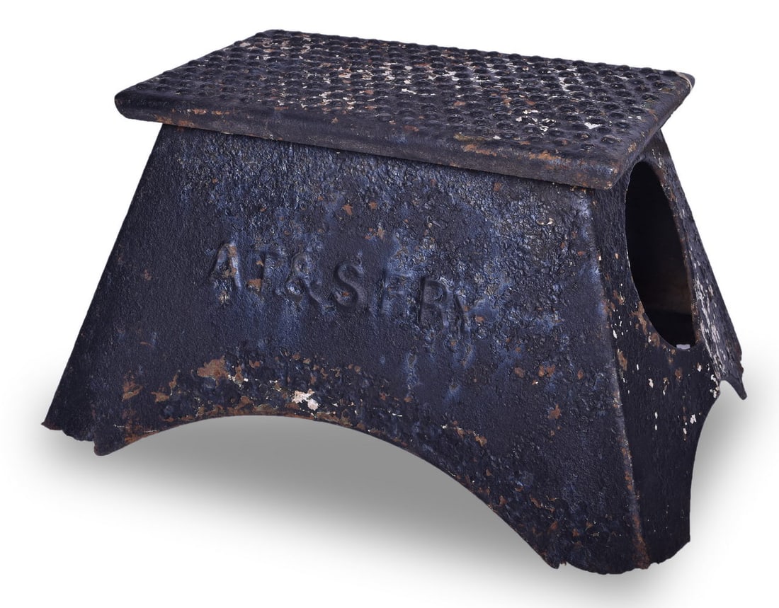 Atchison, Topeka and Santa Fe Railway Half Passenger Car Step Box (1 of 3)