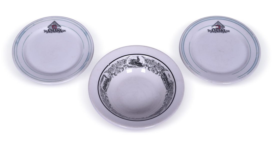 Pair of Alaska Steamship Co. Yukon Buffalo China Plates and Shenango Railroad China Bowl (1 of 4)