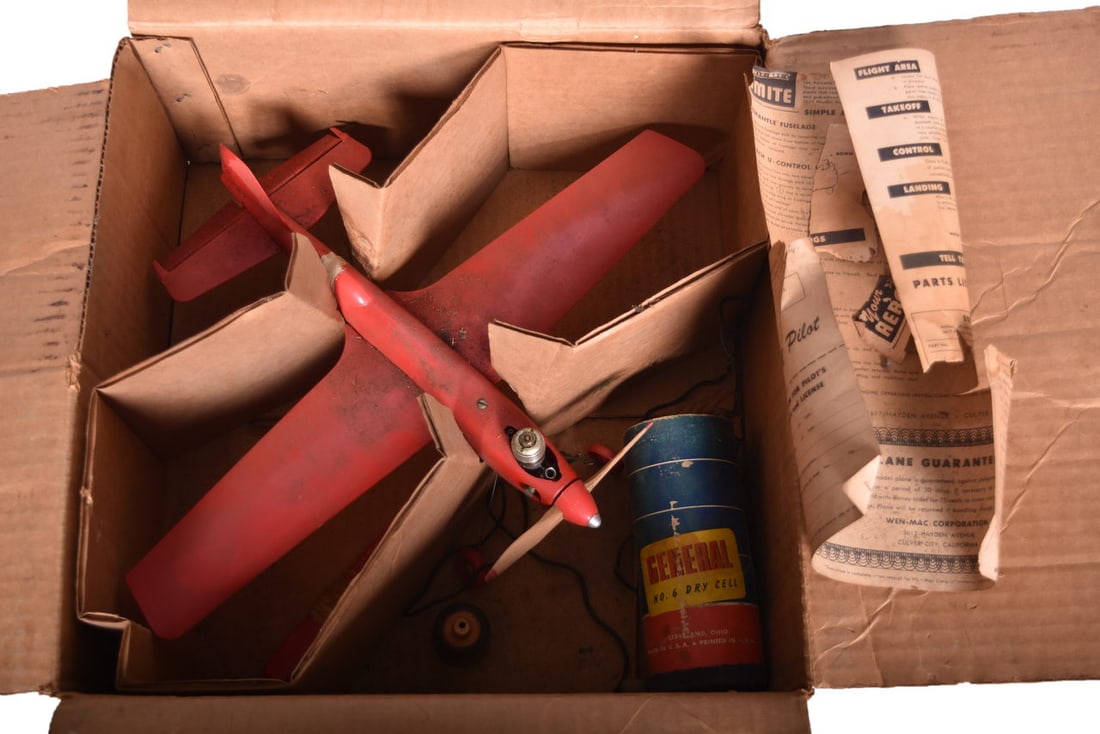 1952 Wen-Mac Aeromite Tether Model Air Plane w/ Instruction Sheet In Original Box (1 of 3)