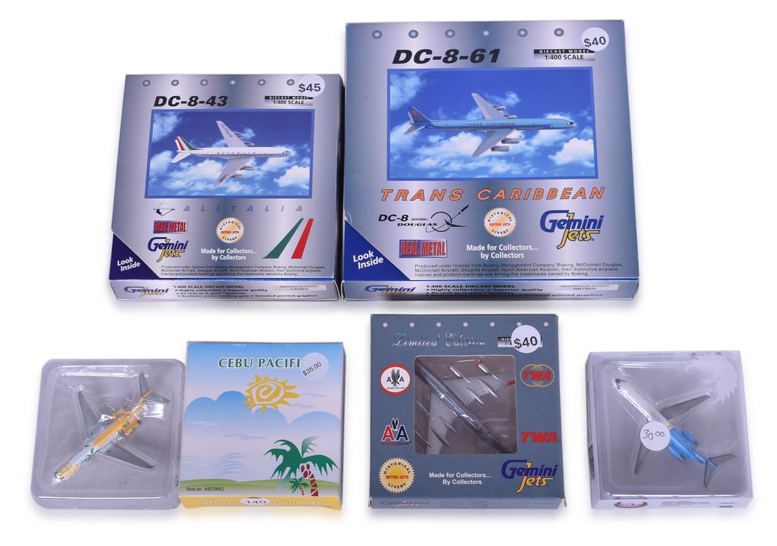 Five Gemini Jets/Phoenix Die Cast DC8, DC9 Airplane Models - American Airlines, ValuJet (1 of 3)