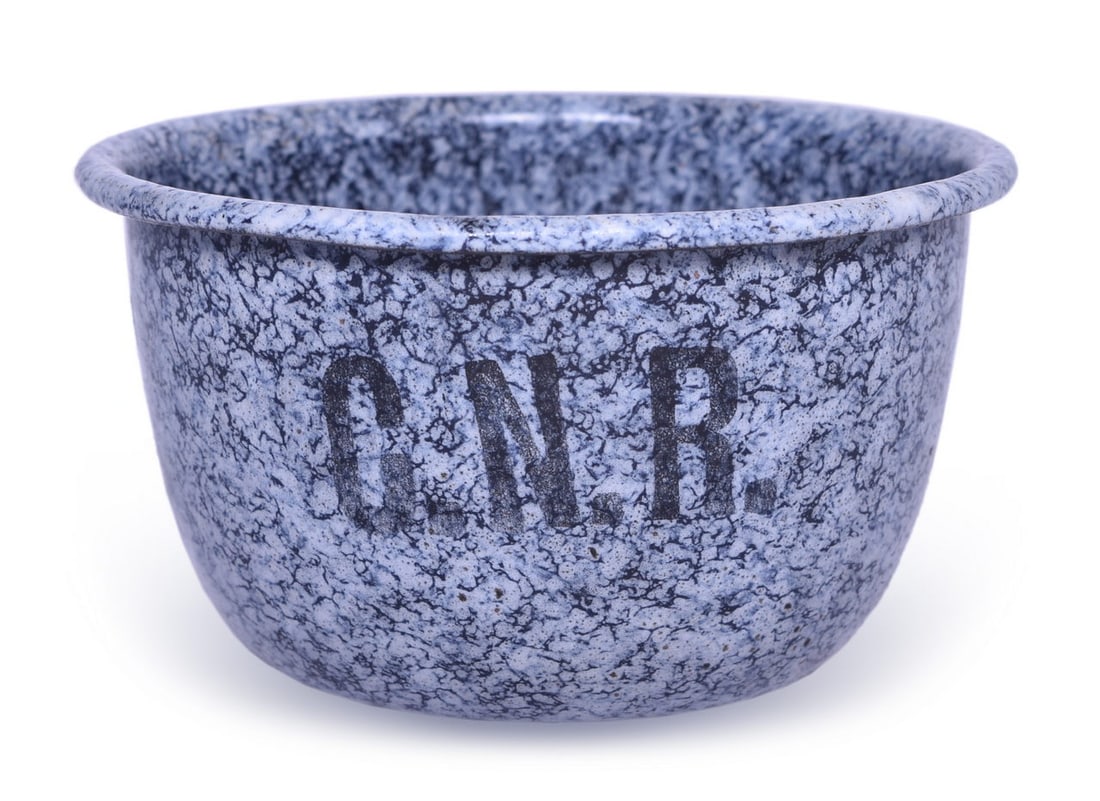 Canadian National Railway Graniteware Enamel Worker's Drinking Cup (1 of 4)