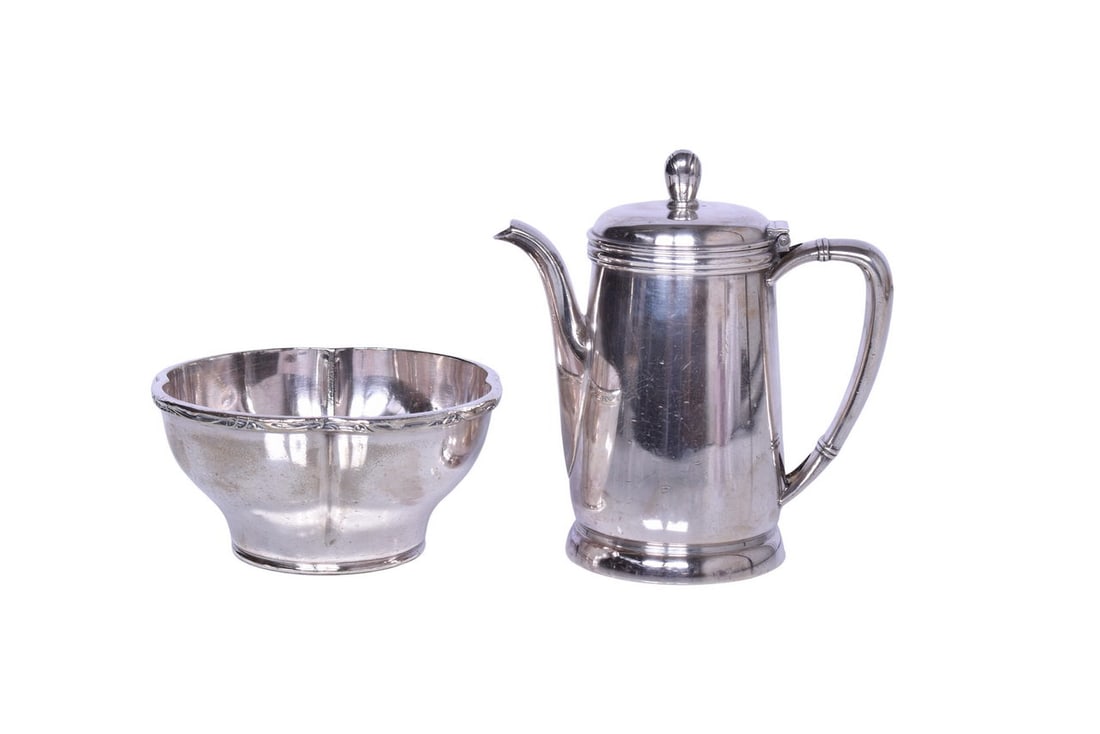 Chicago and North Western Railroad Silver Coffee Pot and Bowl (1 of 3)