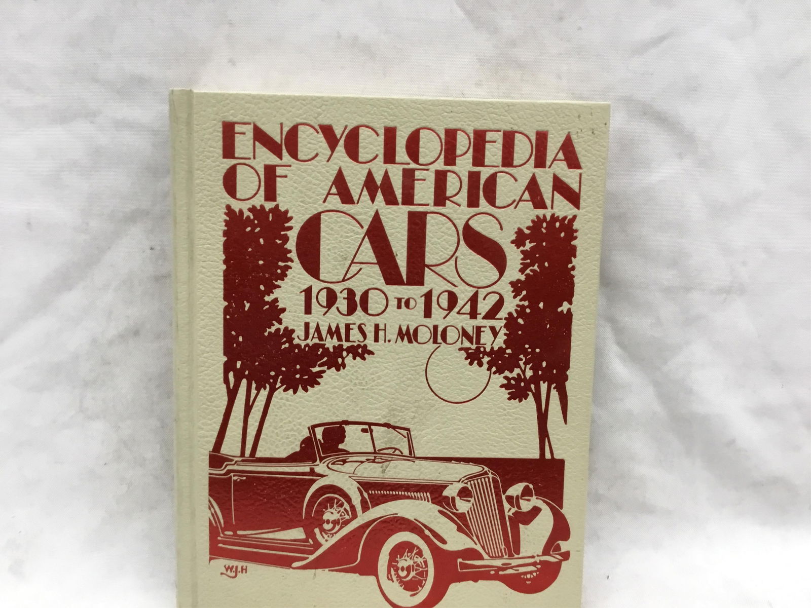 Encyclopedia of American Cars: 1930 to 1942 (1 of 3)