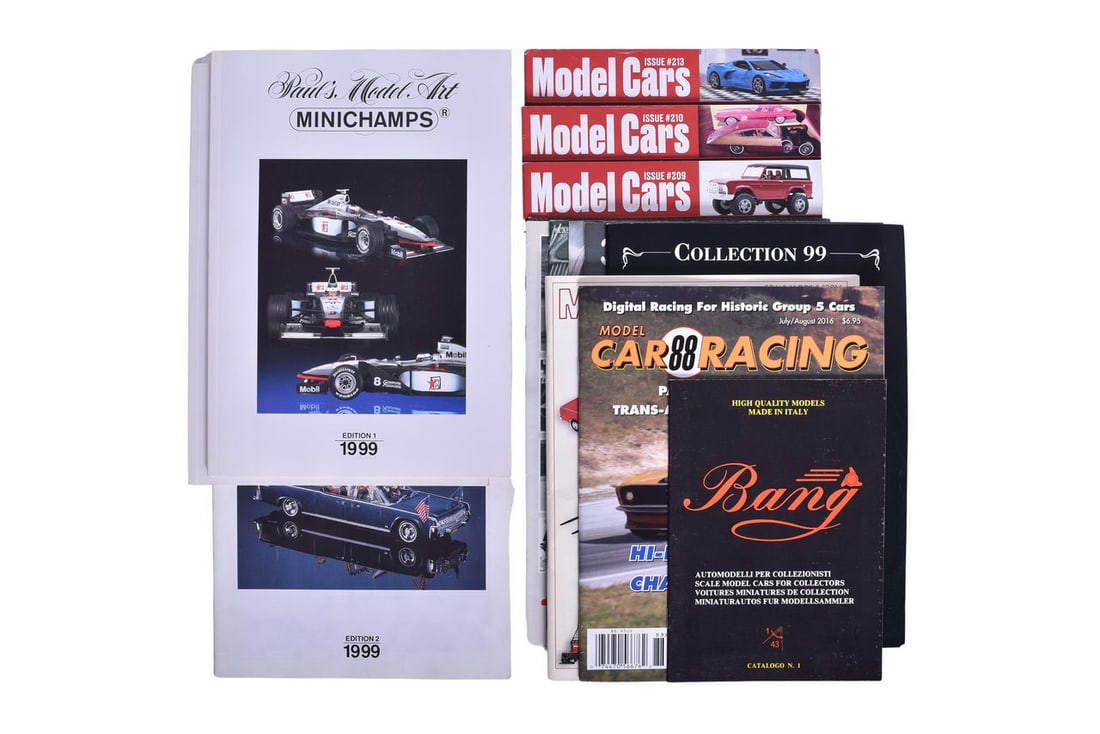 Fourteen Die cast and Model Car Magazines and Catalogs - BBR, Brooklin Models, Ferraridea, Auto (1 of 3)