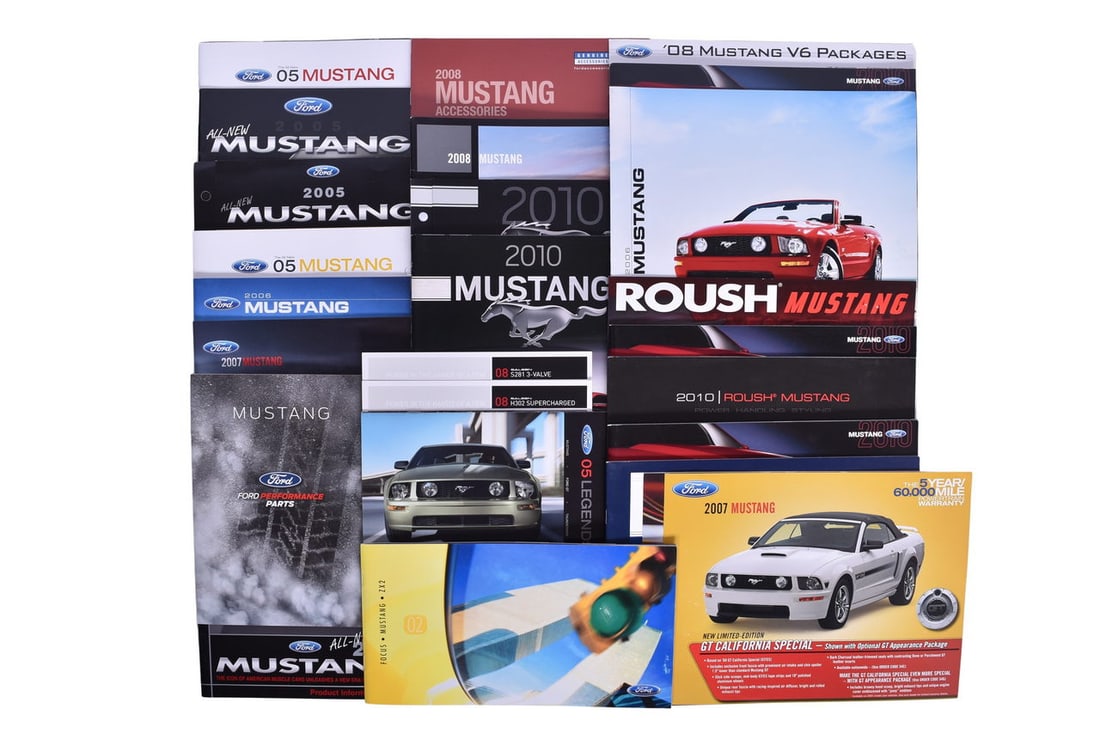 Thirty Pieces Of Ford Mustang Promotional And Sales Literature 2000-2010- 2005 And 2010 Dealer Sales (1 of 3)