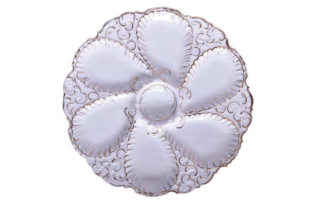 Pennsylvania Railroad China Philadelphia Oyster Plate: Pennsylvania Railroad China Philadelphia Oyster Plate An 8 1/2" dining car china oyster plate in the Philadelphia pattern for Pennsylvania Railroad with scalloped edges and gold decoration manufacture