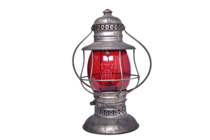 CT Ham No. 39 Lantern w/ Pennsylvania Railroad Macbeth Red Globe