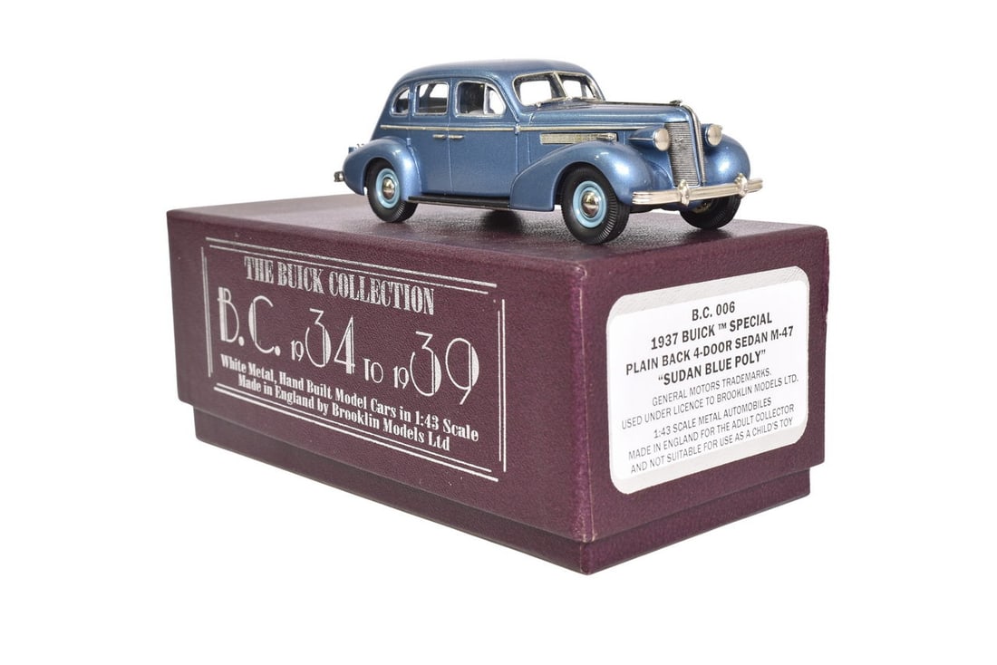 Brooklin BC006 1937 Buick Special Plain Back Four-Door Sedan M-47 (1 of 3)