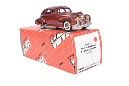 Western Models WMS 84 1941 Oldsmobile Dynamic Cruiser Sedan