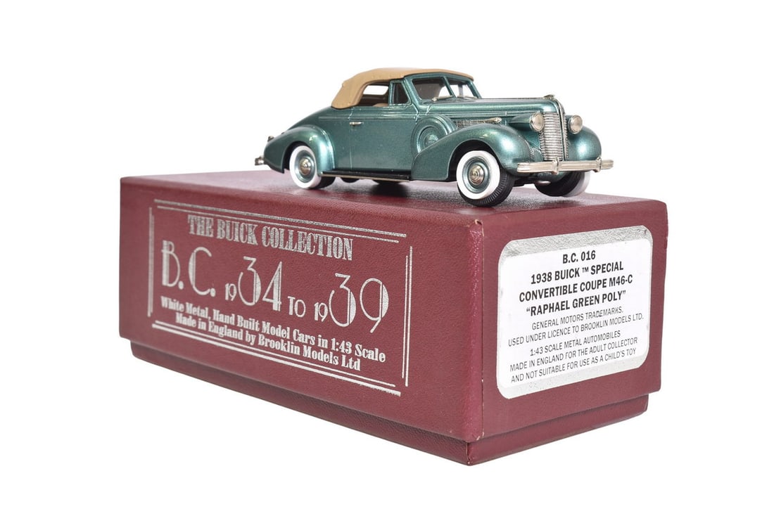 Brooklin BC016 1938 Buick Special Convertible Coupe M46-C (1 of 3)