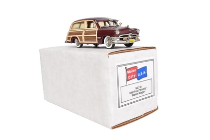 Motor City USA MC 13 1950 Ford "Woody" Station Wagon