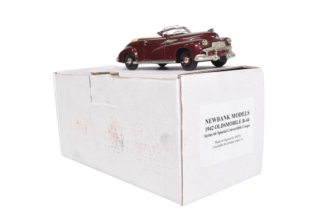 Newbank Models 1942 Oldsmobile B-44 Series 66 Special Convertible Coupe (1 of 3)