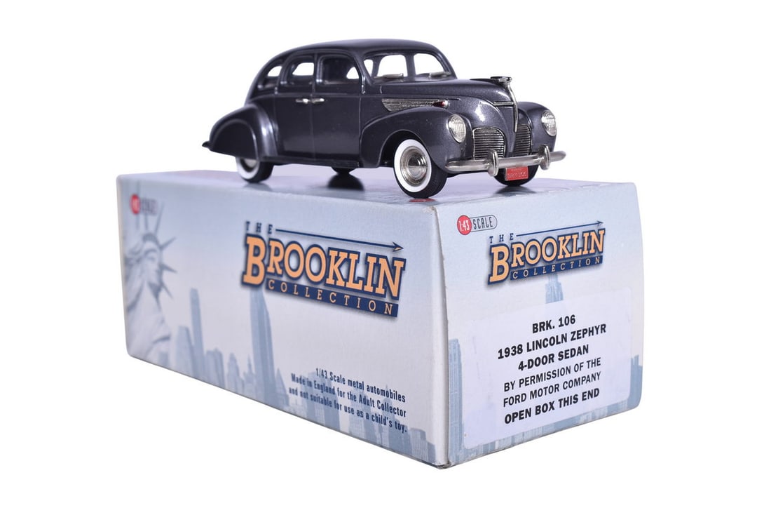 Brooklin BRK106 1938 Lincoln Zephyr Four-Door Sedan (1 of 3)