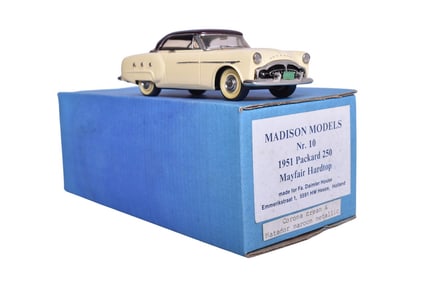 Madison Models Nr. 10 1951 Packard 250 Mayfair Hardtop