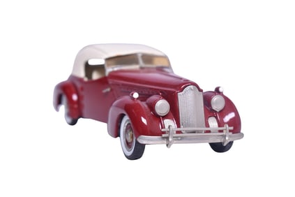 Western Models WMS 31 1940 Packard Darrin Super 8