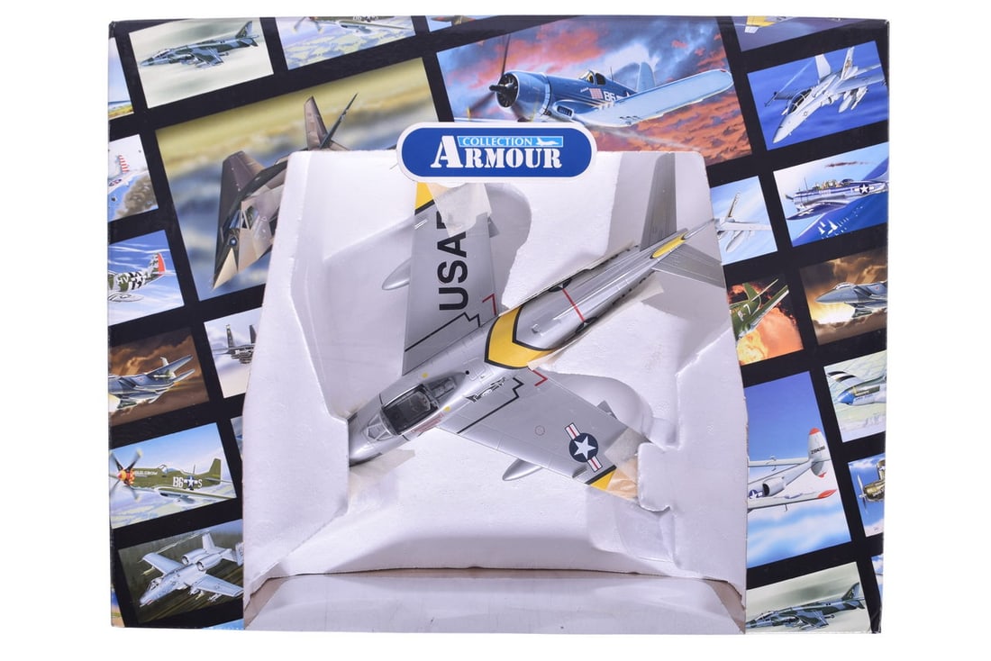 Franklin Mint / Armour Collection 1:48 F86 Sabre USAF Die Cast Military Plane: Franklin Mint / Armour Collection 1:48 F86 Sabre USAF Die Cast Military Plane Replica 1:48 scale diecast F86 Sabre US Air Force by Franklin Mint Armour Collection. Item No. B11B926. New in box with mi
