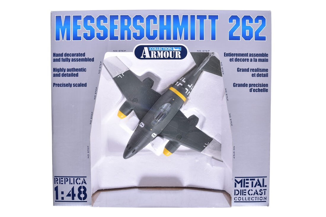 Armour Collection / Franklin Mint 1:48 Messerschmitt 262 WWII Aces Diecast Plane: Armour Collection / Franklin Mint 1:48 Messerschmitt 262 WWII Aces Diecast Plane Replica 1:48 scale diecast Messerschmitt 262 WWII Aces military plane by Armour Collection. Item No. 98151. New in box