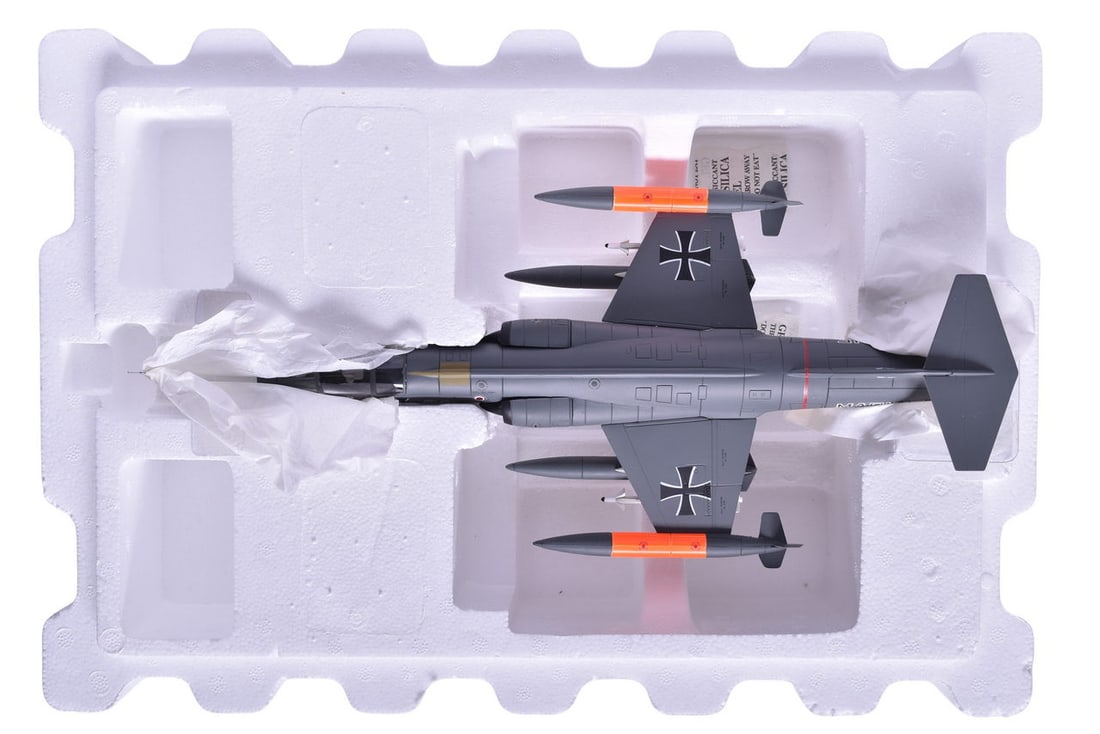 Armour Collection / Franklin Mint 98128 F104G Starfighter Marineflieger Diecast Jet (1 of 2)