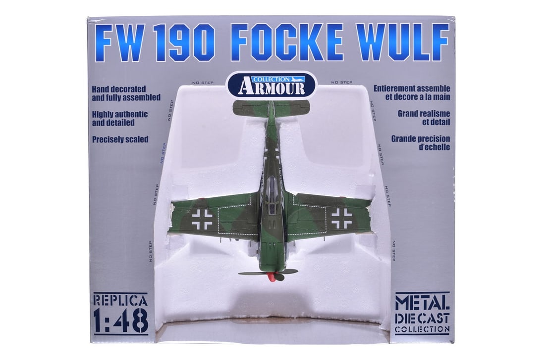 Armour Collection / Franklin Mint 1:48 WWII FW 190 Focke Wulf Diecast Plane: Armour Collection / Franklin Mint 1:48 WWII FW 190 Focke Wulf Diecast Plane Replica 1:48 scale diecast WWII Fultwaffe FW 190 Focke Wulf III/JG2 military plane by Armour Collection. Item No. 98080. New