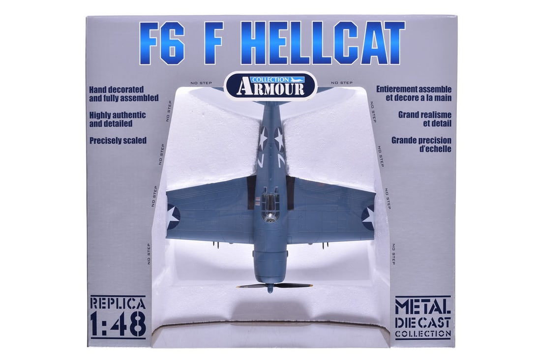 Franklin Mint / Armour Collection B11B568 F6F3 Hellcat USN Diecast Military Plane (1 of 2)