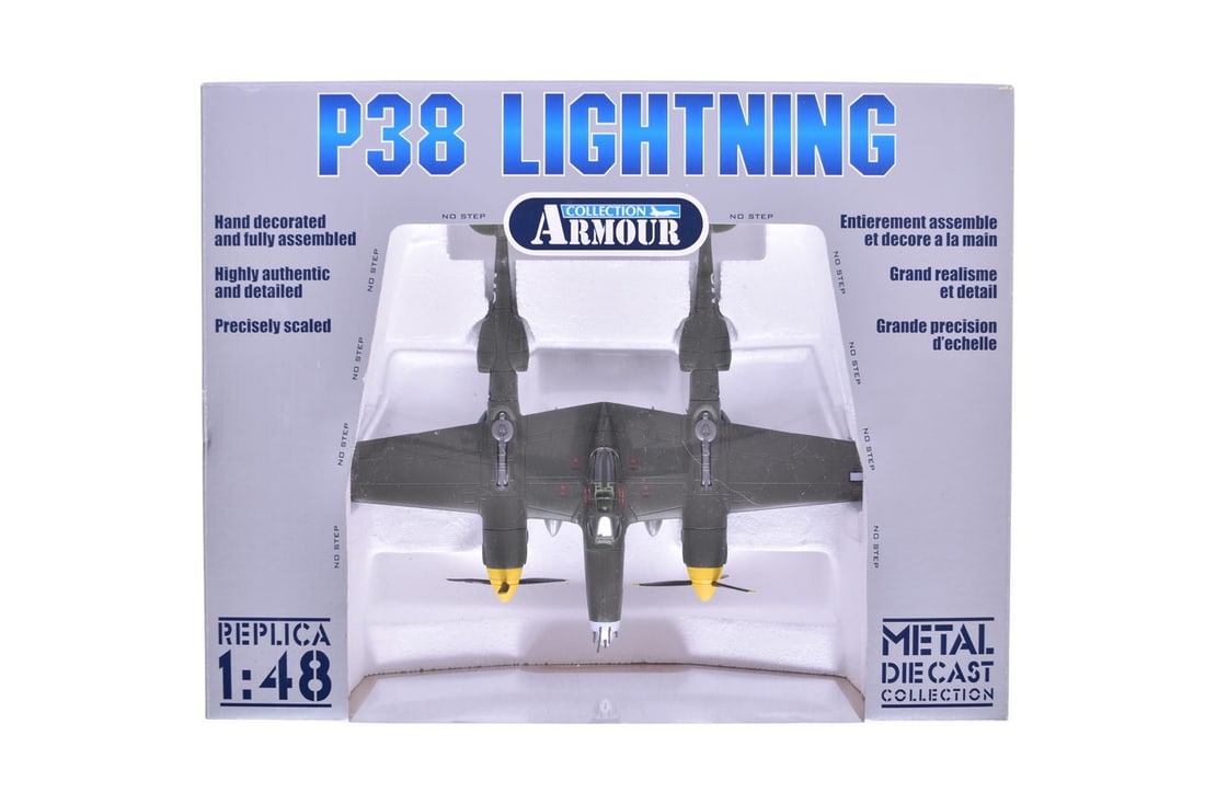 Armour Collection / Franklin Mint 1:48 WWII USAF P38 Lightning Diecast Plane (1 of 2)