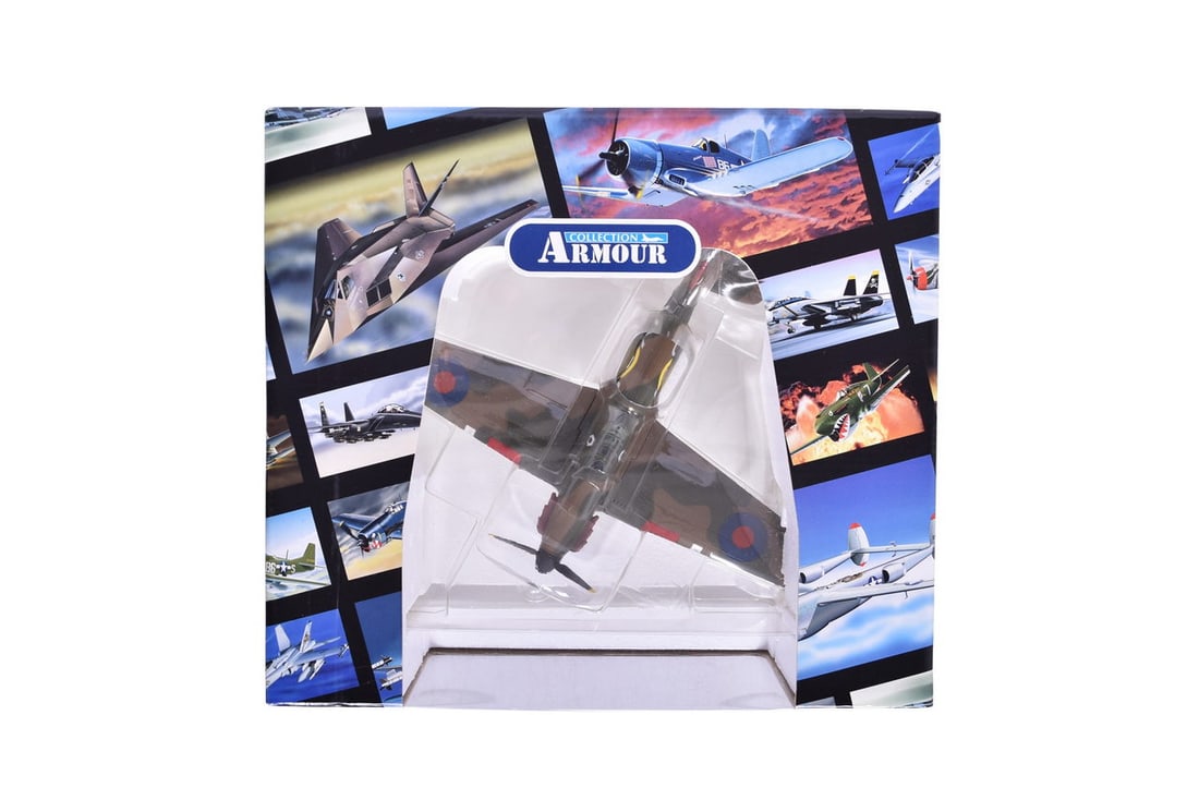 Armour Collection / Franklin Mint 1:48 RAF UK Hurricane MK. I Diecast Plane: Armour Collection / Franklin Mint 1:48 RAF UK Hurricane MK. I Diecast Plane Replica 1:48 scale diecast RAF UK Hurricane MK. I 85 SQN military plane by Armour Collection. Item No. B11 B578 98214. New i
