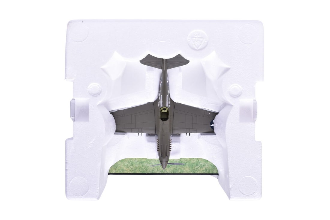 Carousel 1 1:48 #6102 P-40B Pearl Harbor US Army Air Force Die Cast Military Plane - NIB (1 of 3)