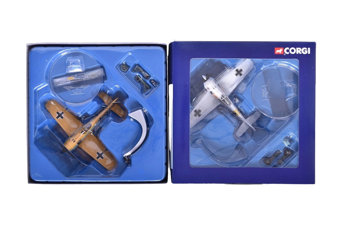 Pair of Corgi 1:72 Focke-Wulf FW 190A-4 Diecast German Military Planes (1 of 2)