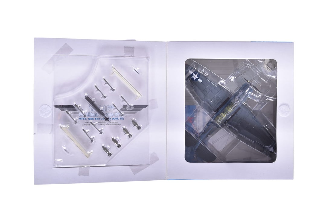 Hobby Master 1:72 TBM-1C President George Bush Diecast Military Plane (1 of 2)